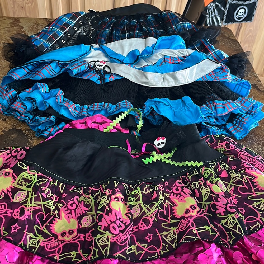 3 girls monster high skirts tutus size 6 - 10